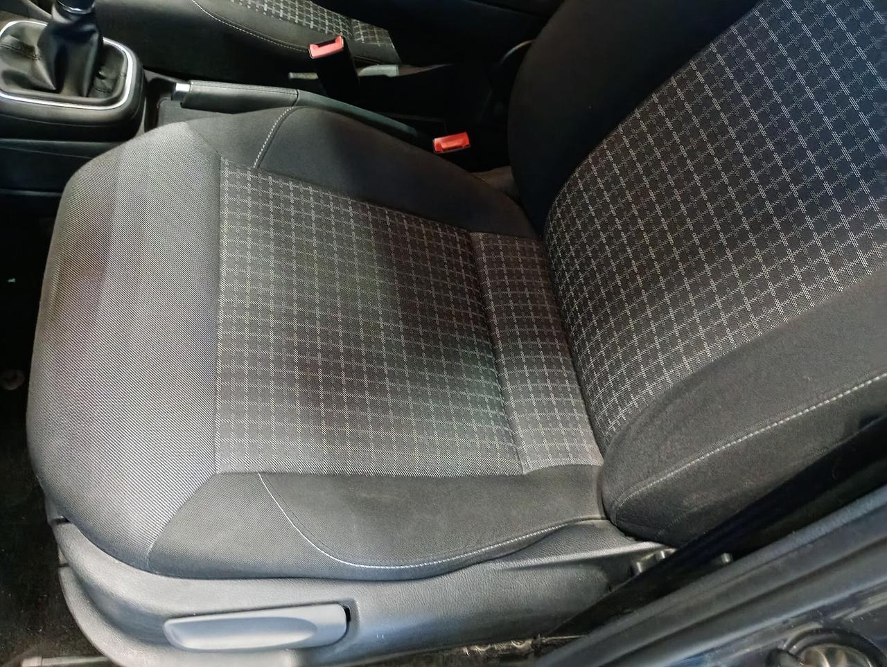 Volkswagen Polo 1.0 5p. 60cv BMT R-LINE