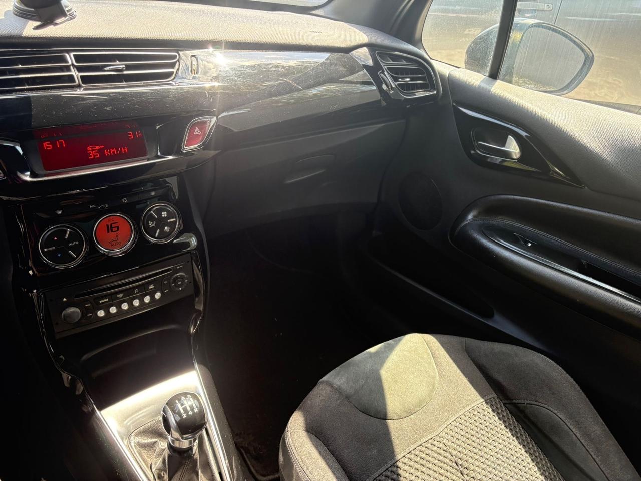 Ds DS3 DS 3 1.2 VTi 82 Just Black Ok Neopatentati