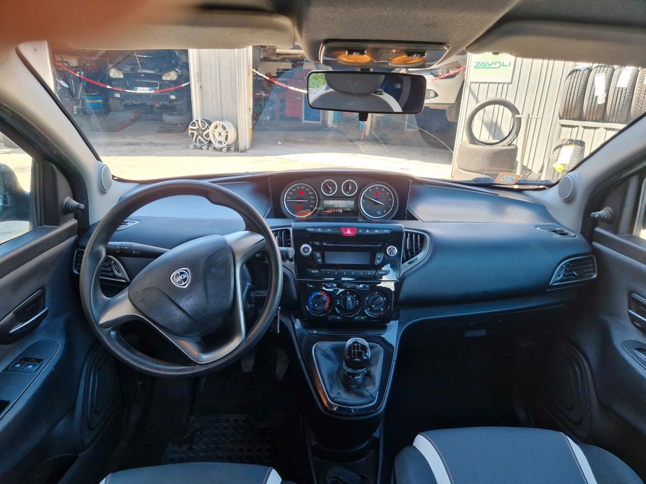 Lancia Ypsilon 1.2 69 CV 5 porte GPL Ecochic Elefantino