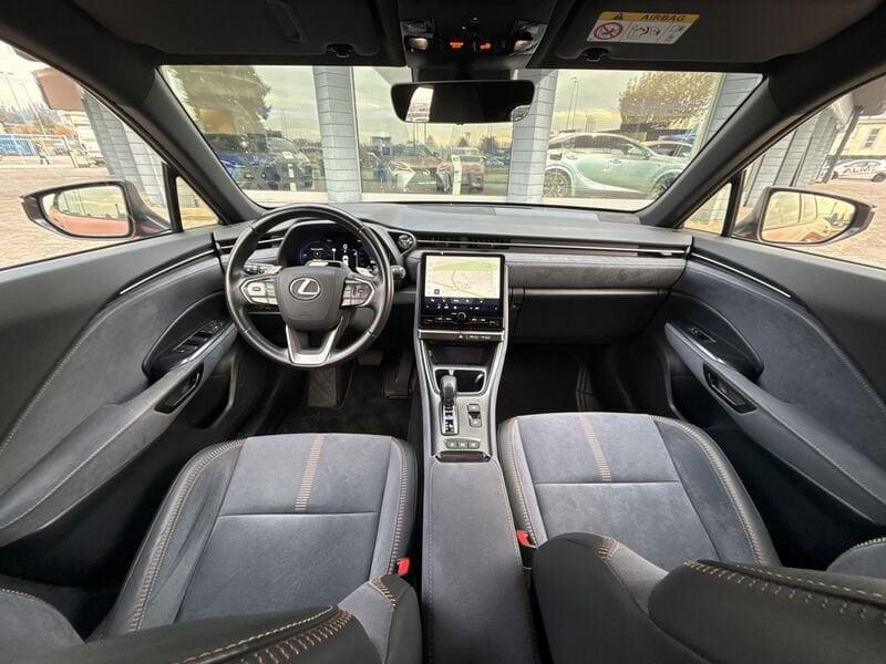 Lexus LBX LBX Hybrid 4WD Cool