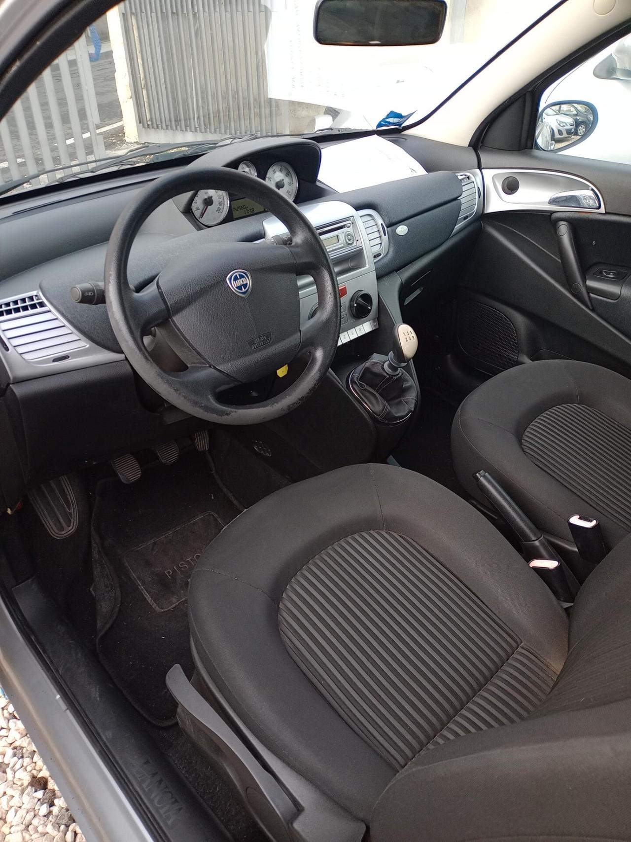 Lancia Ypsilon 1.2 Argento