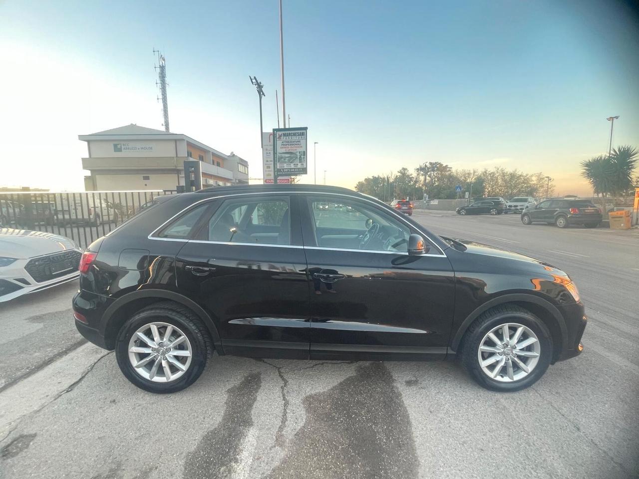Audi Q3 2.0 TDI 150 CV Business