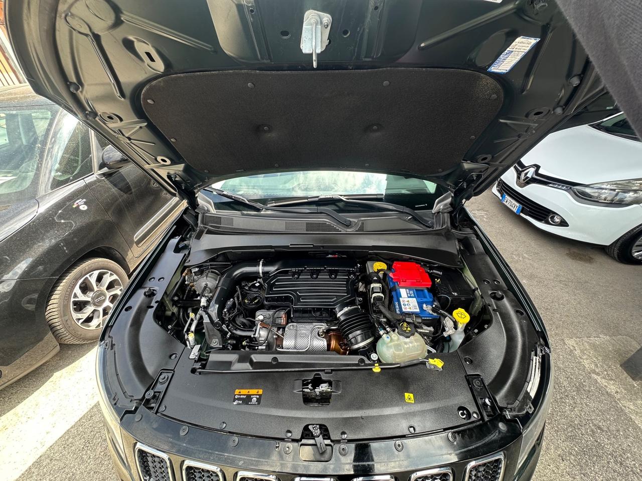 Jeep Compass 1.3 Turbo T4 2WD Business