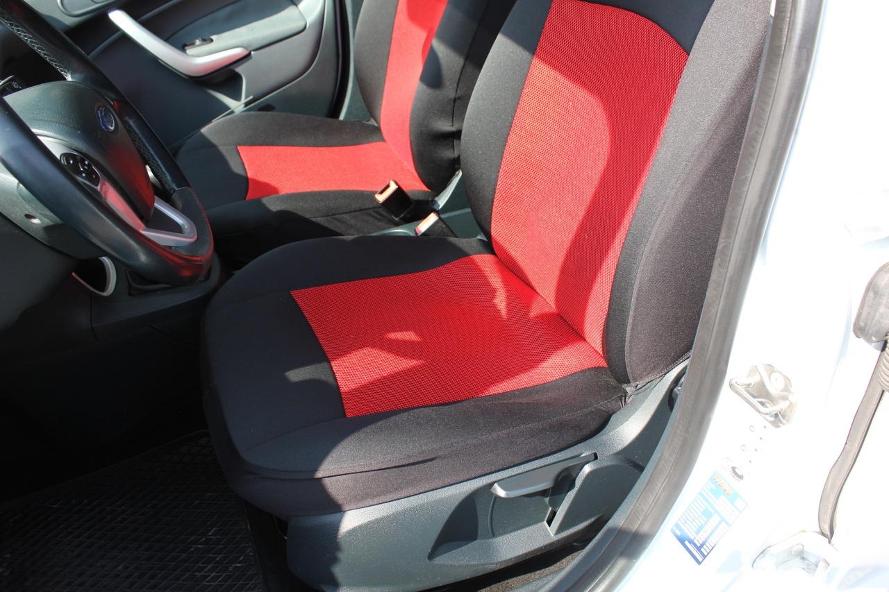 Ford Fiesta 1.4 TDCI 68CV 5 PORTE TITANIUM DISTRIBUZIONE FATTA