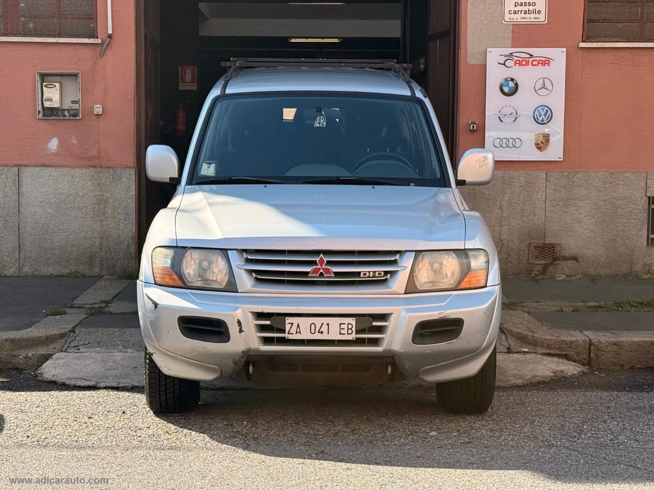 MITSUBISHI Pajero 3.2 16V DI-D 5p. GLX