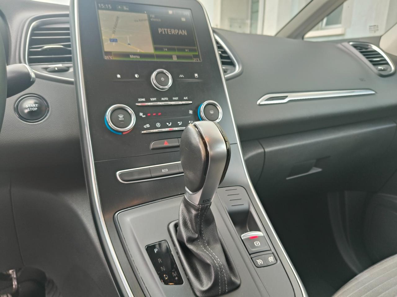 Renault Grand Scenic Blue dCi 120 CV EDC Sport Edition2