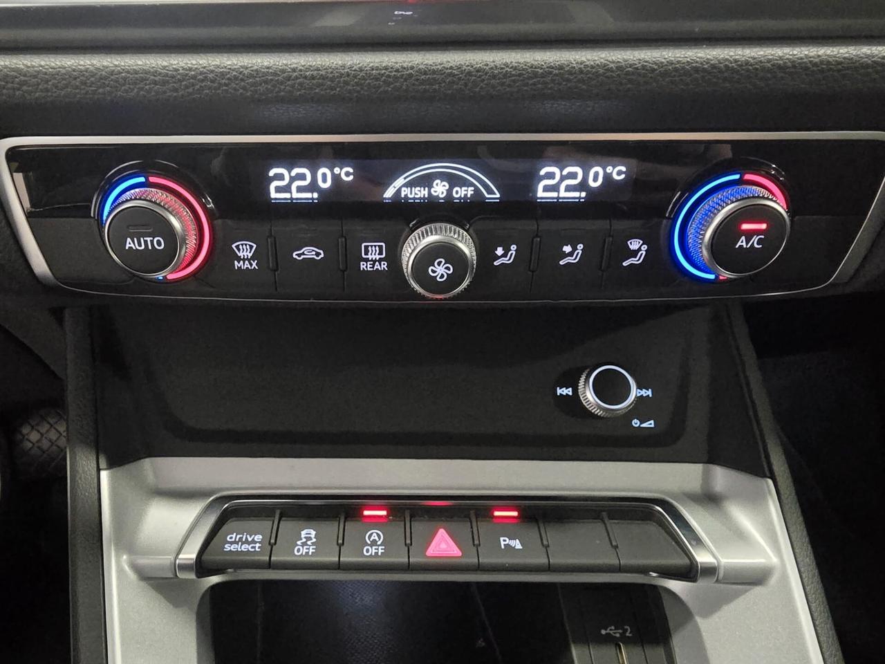Audi Q3 SPB 35 TDI S tronic Business Plus