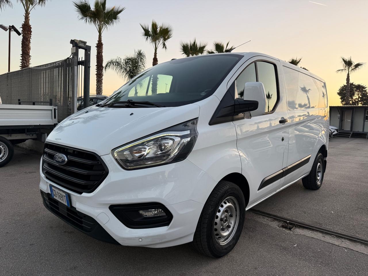 Ford Transit Custom 2.0 Diesel Hybrid