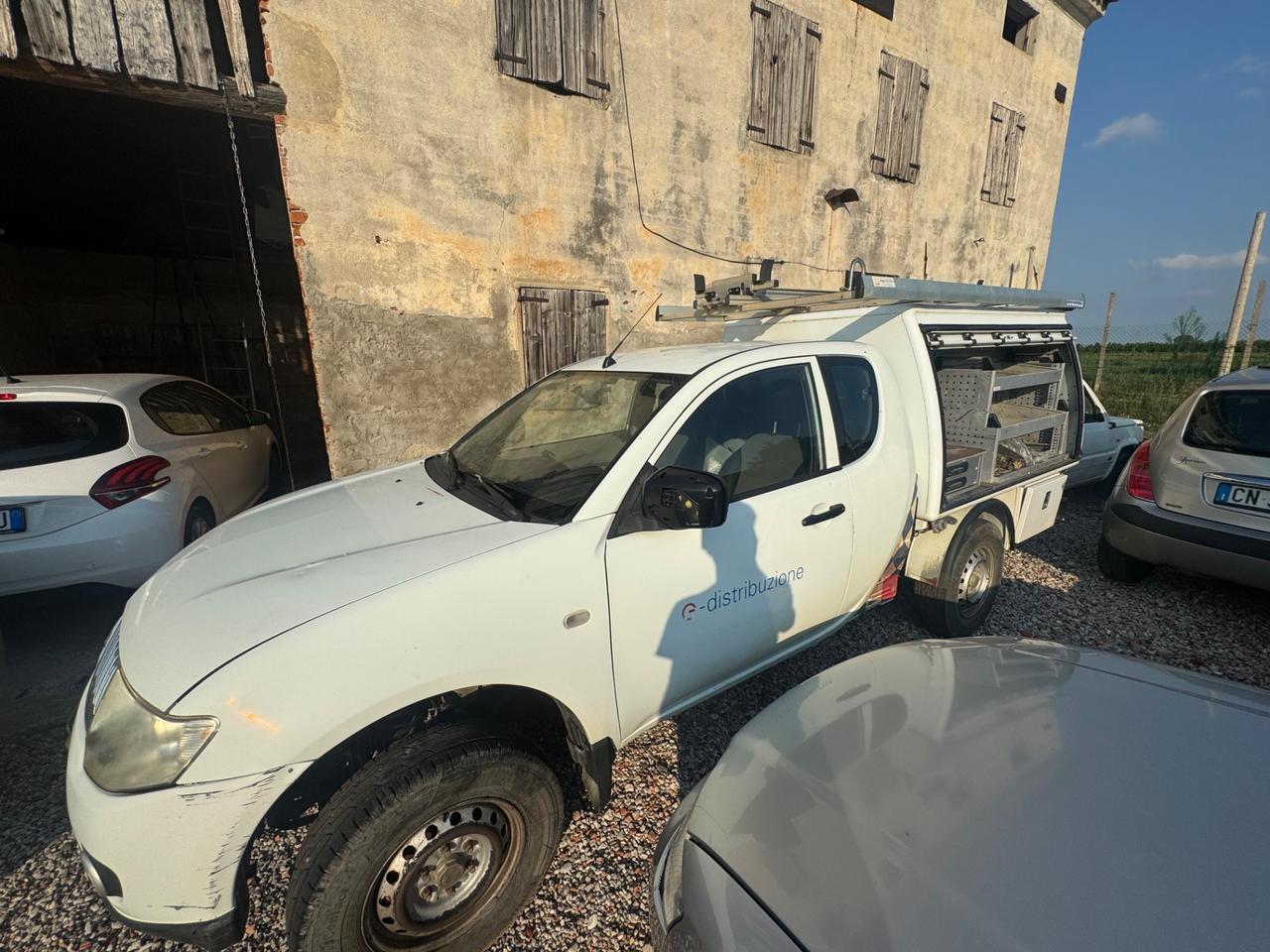 Mitsubishi L200 2.5 MOTORE DA SOSTITUIRE