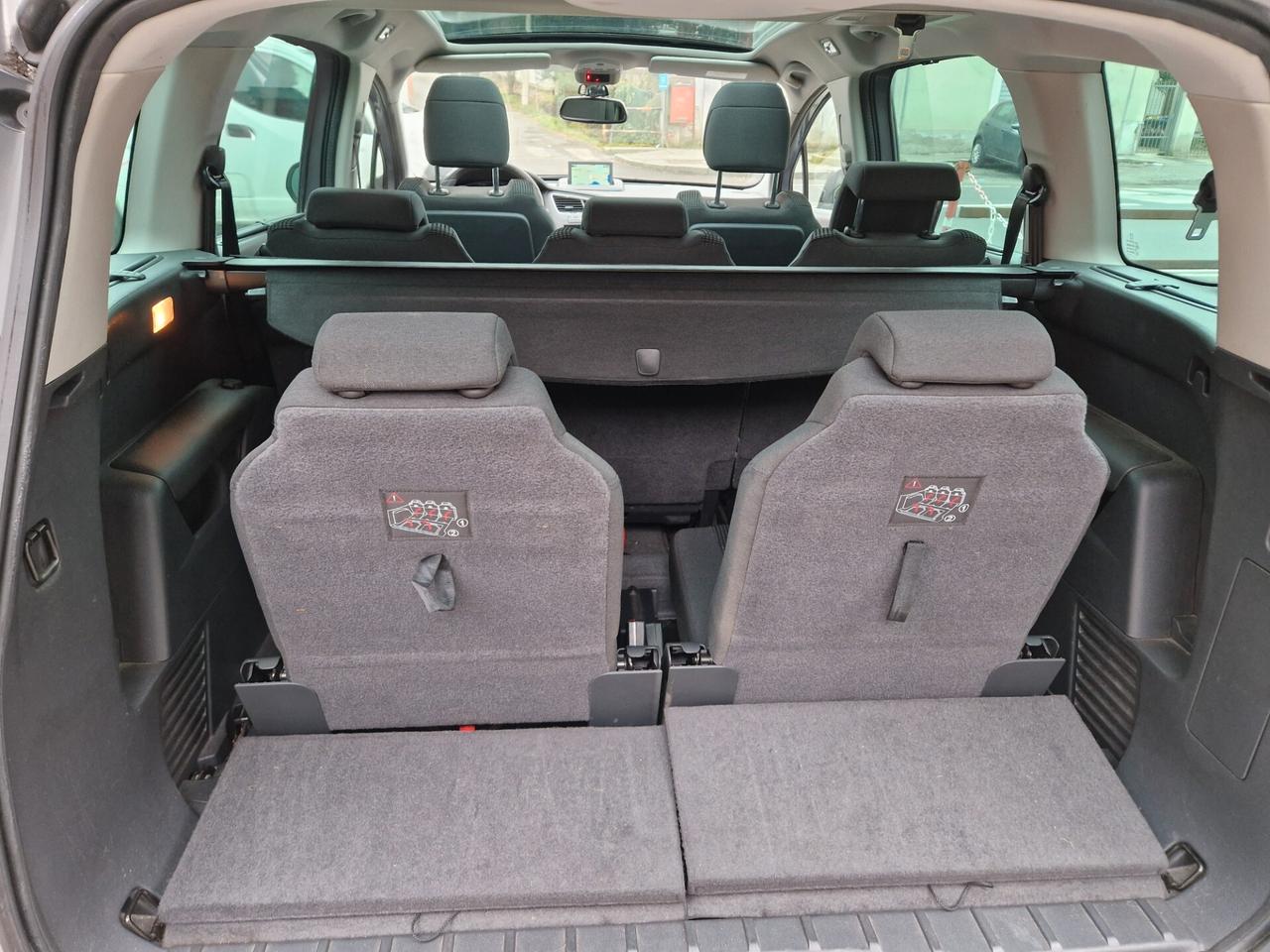 Peugeot 5008 1.6 120CV "96.900 km" 7 posti, Tetto, Navi, Telec.