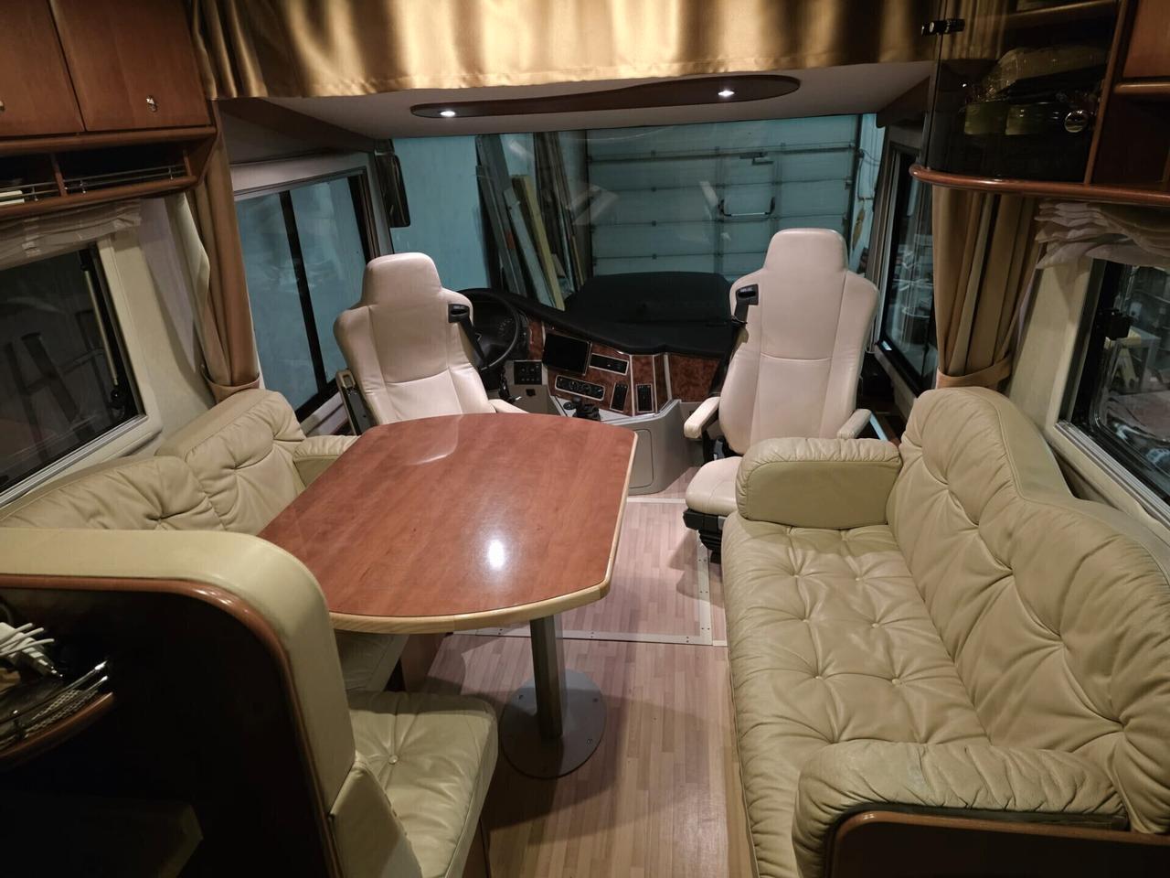 Concorde 840 Motorhome