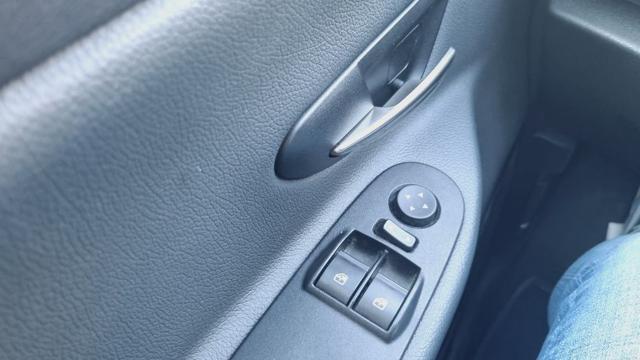 LANCIA Ypsilon 1.2 69 CV 5 porte Silver