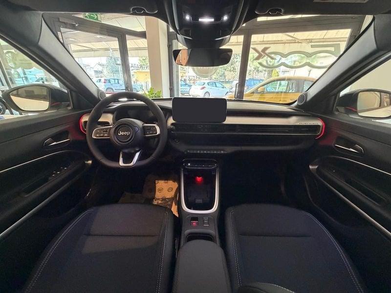 Jeep Avenger e-Hybrid 1.2 MHEV e-Hybrid Turbo Summit