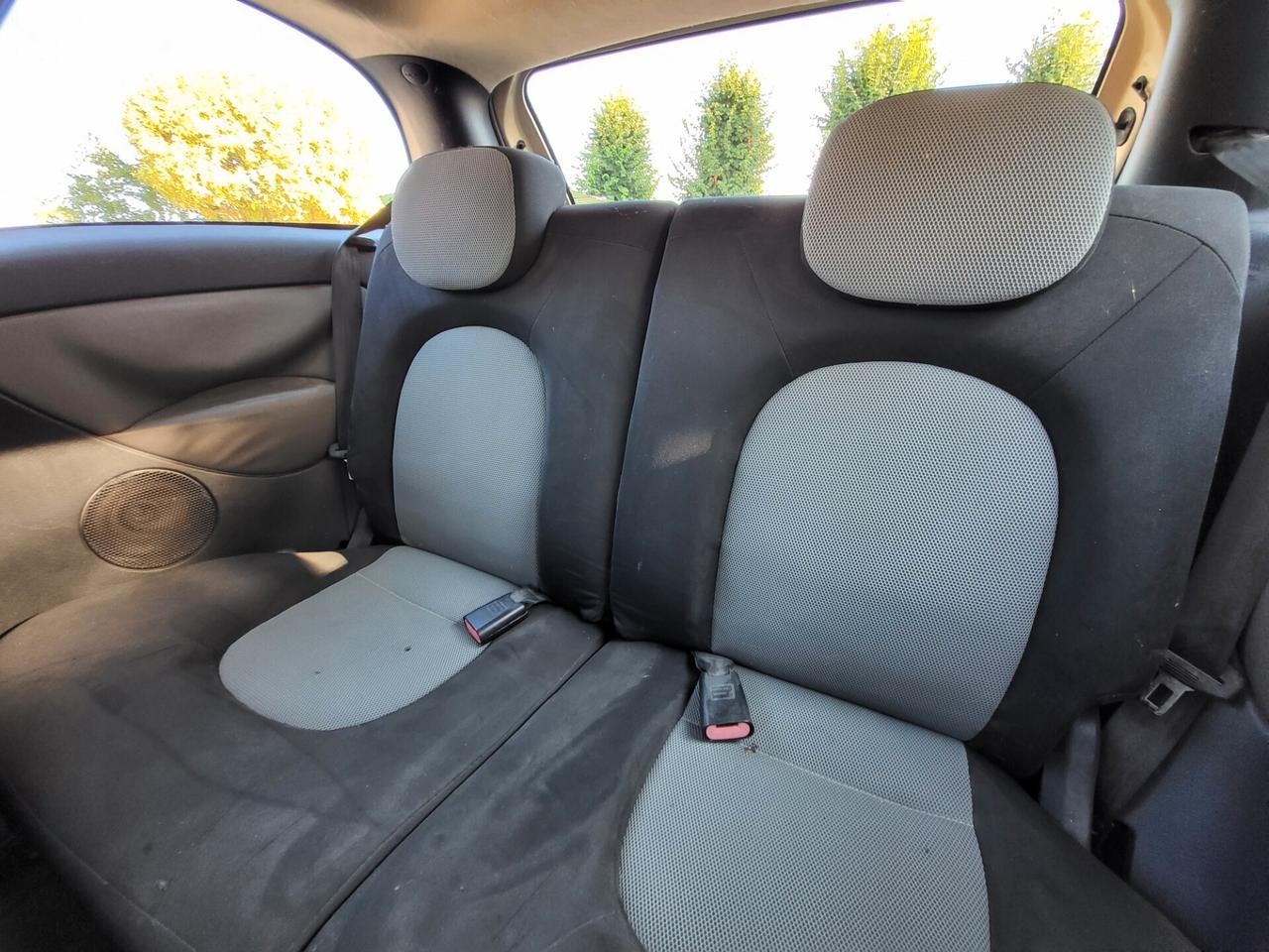 Lancia Ypsilon 1.3 MJT 75 CV Platino