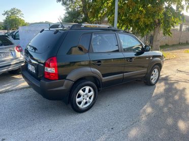 Hyundai Tucson 2.0 CRDi TD Dynamic AUTOMATICO 4X4 SOLI 90.000 KM