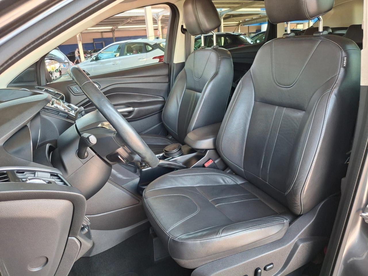 Ford Kuga 2.0 TDCI 163 CV 4WD Powershift Titanium-AUTOMATICO-