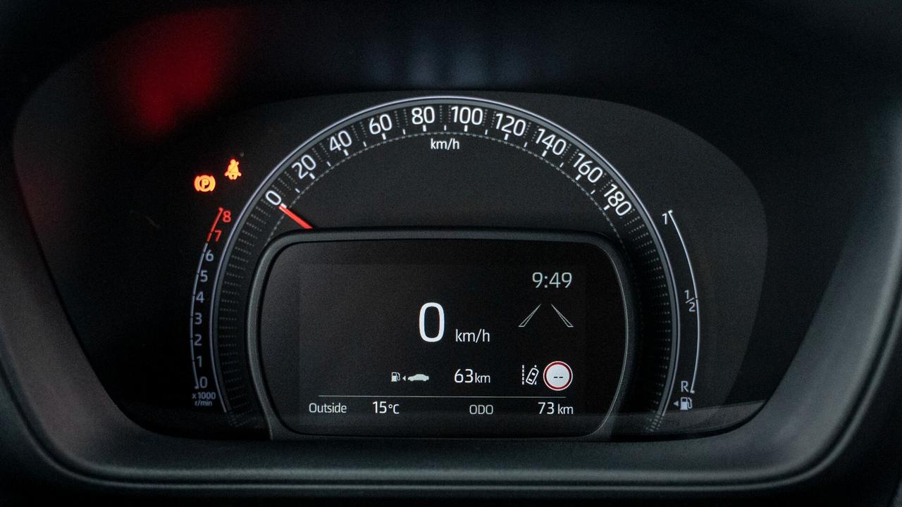 Toyota Aygo X 1.0 VVT-i 72CV 5 PORTE CARPLAY FULL OPTIONAL