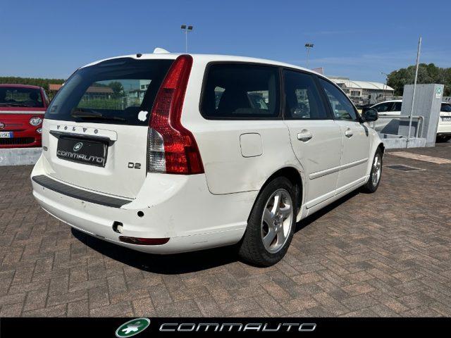 VOLVO V50 D2 POLAR