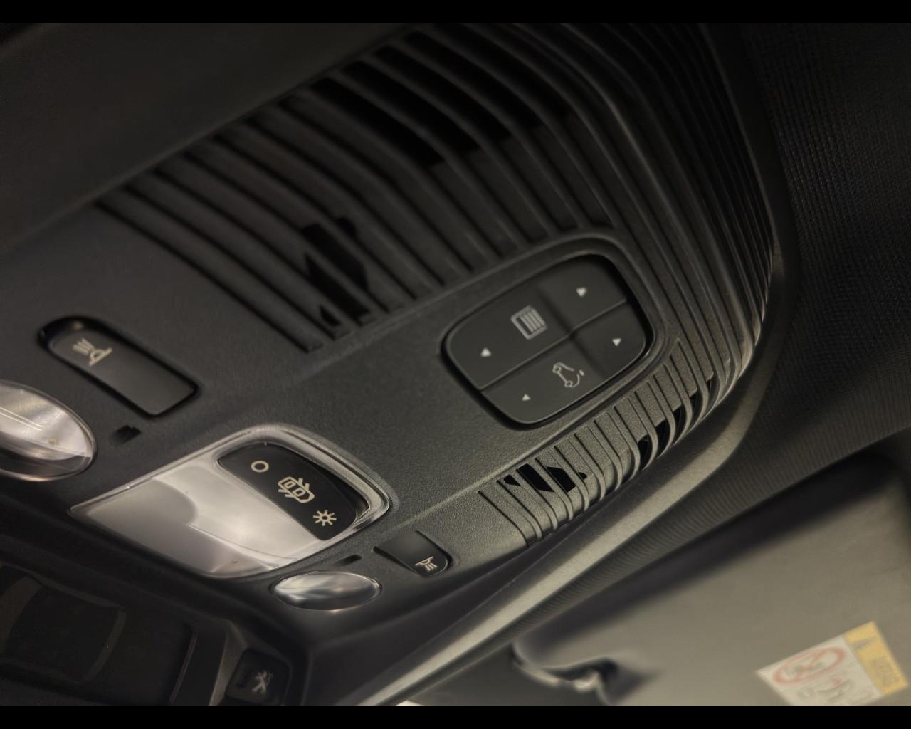 PEUGEOT 3008 2ª serie - 3008 BlueHDi 180 S&S EAT6 GT