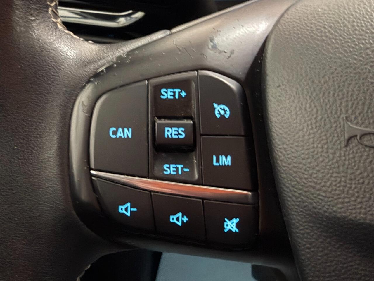 Ford Fiesta 1.5 EcoBlue TITANIUM NAVI/LED/MULTI