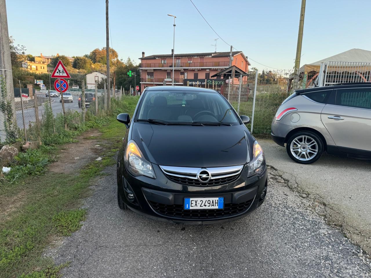 Opel Corsa 1.2 85CV 5 porte GPL-TECH Ecotec OK NEOPATENTATI