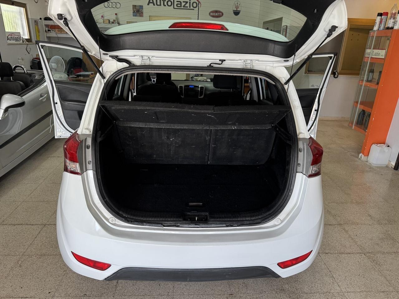 Hundai IX 20 90 CV 1.4 cc. Benz: