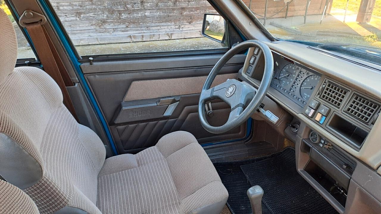Skoda Favorit 136 LS SOLD NEW IN ITALY ! ONLY 1 OWNER