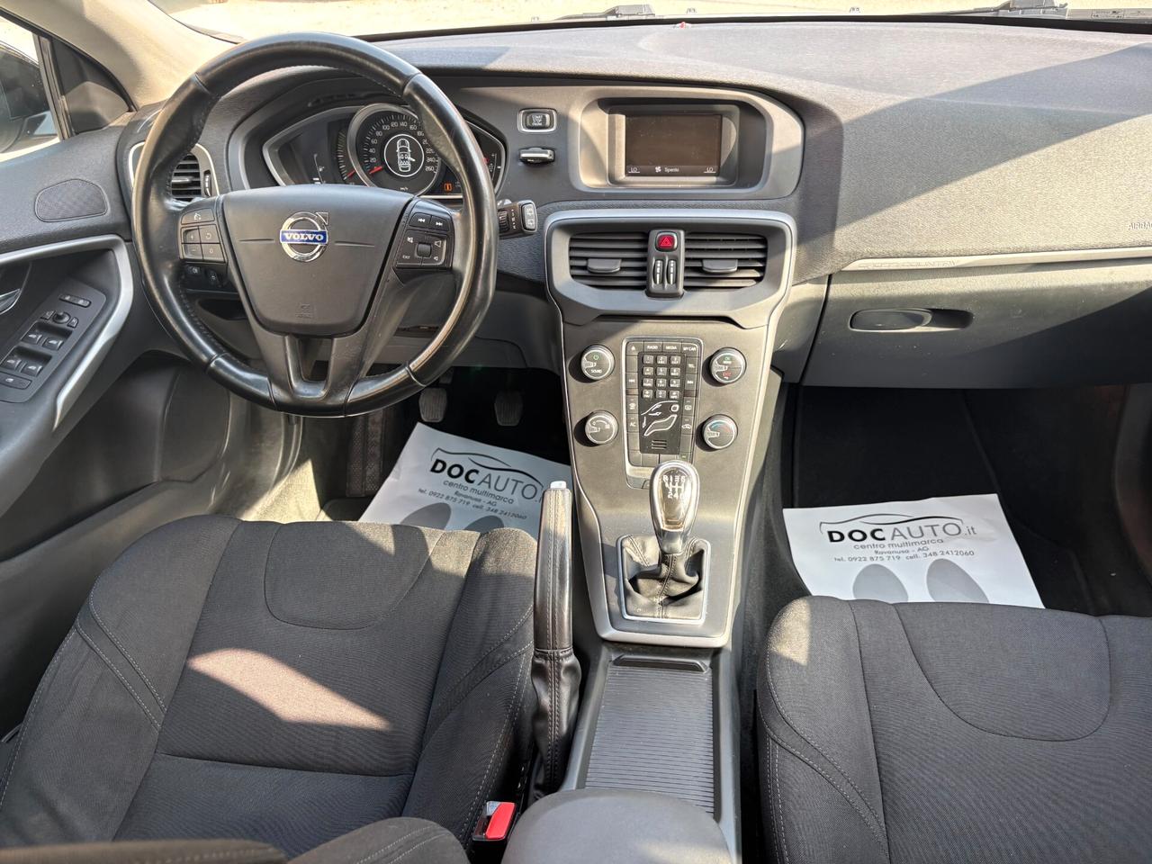 Volvo V40 Cross Country D2 1.6 Momentum