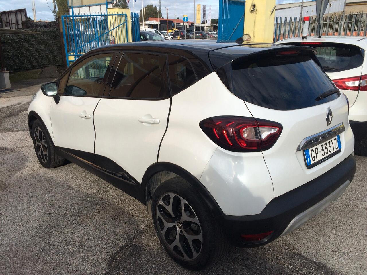 2019 Renault Captur dCi 8V 90 CV EDC TAGLIANDATA CON GARANZIA !!