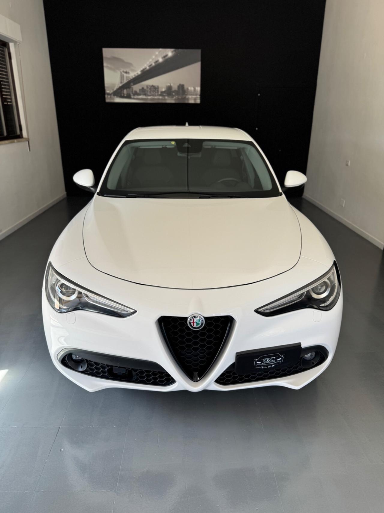 Alfa Romeo Stelvio 2.2 Turbodiesel 180 CV AT8 Q4