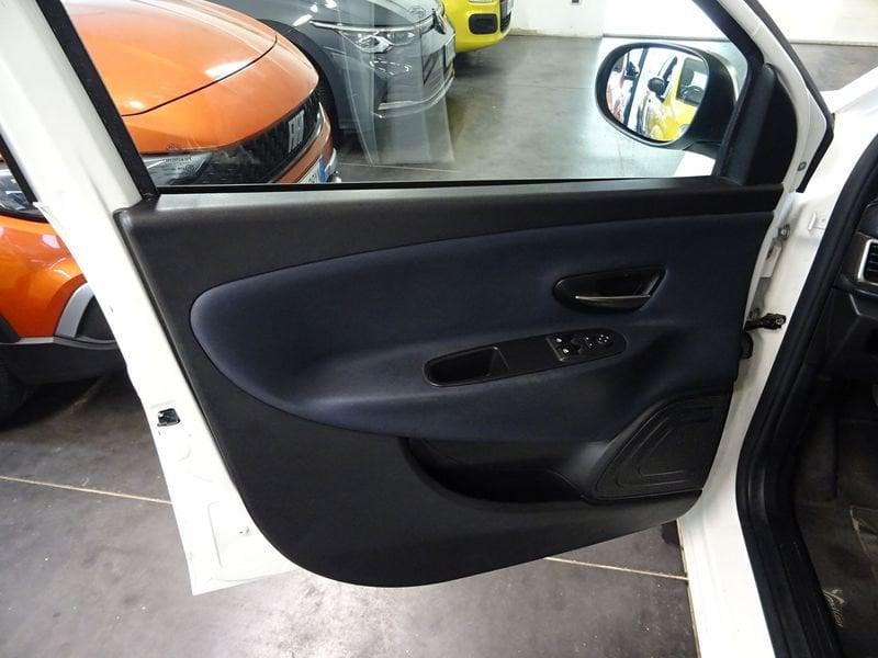 Lancia Ypsilon Ypsilon 1.2 69 CV 5 porte Mya