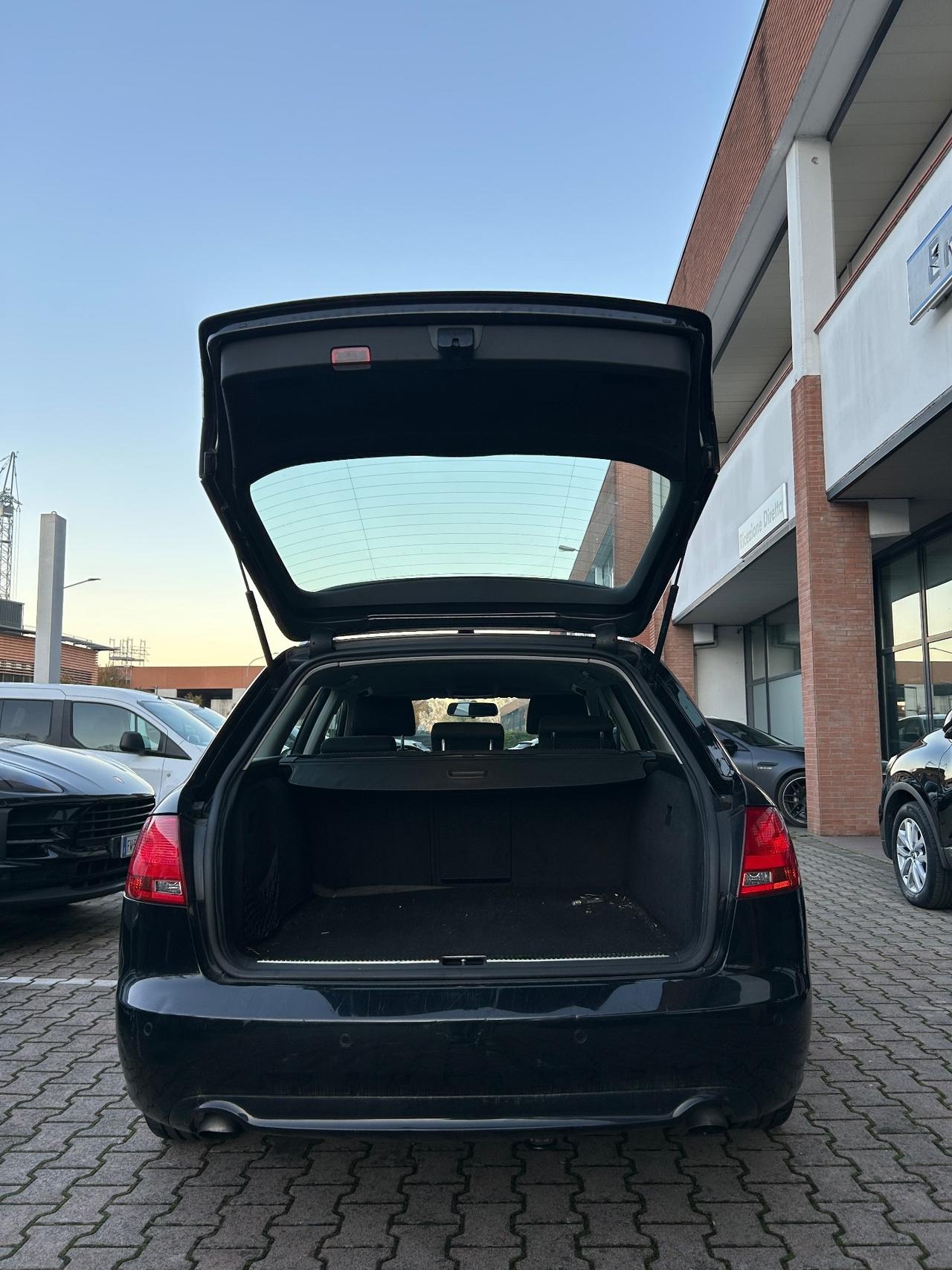 Audi A4 2.0 TDI F.AP. Avant quattro Top plus