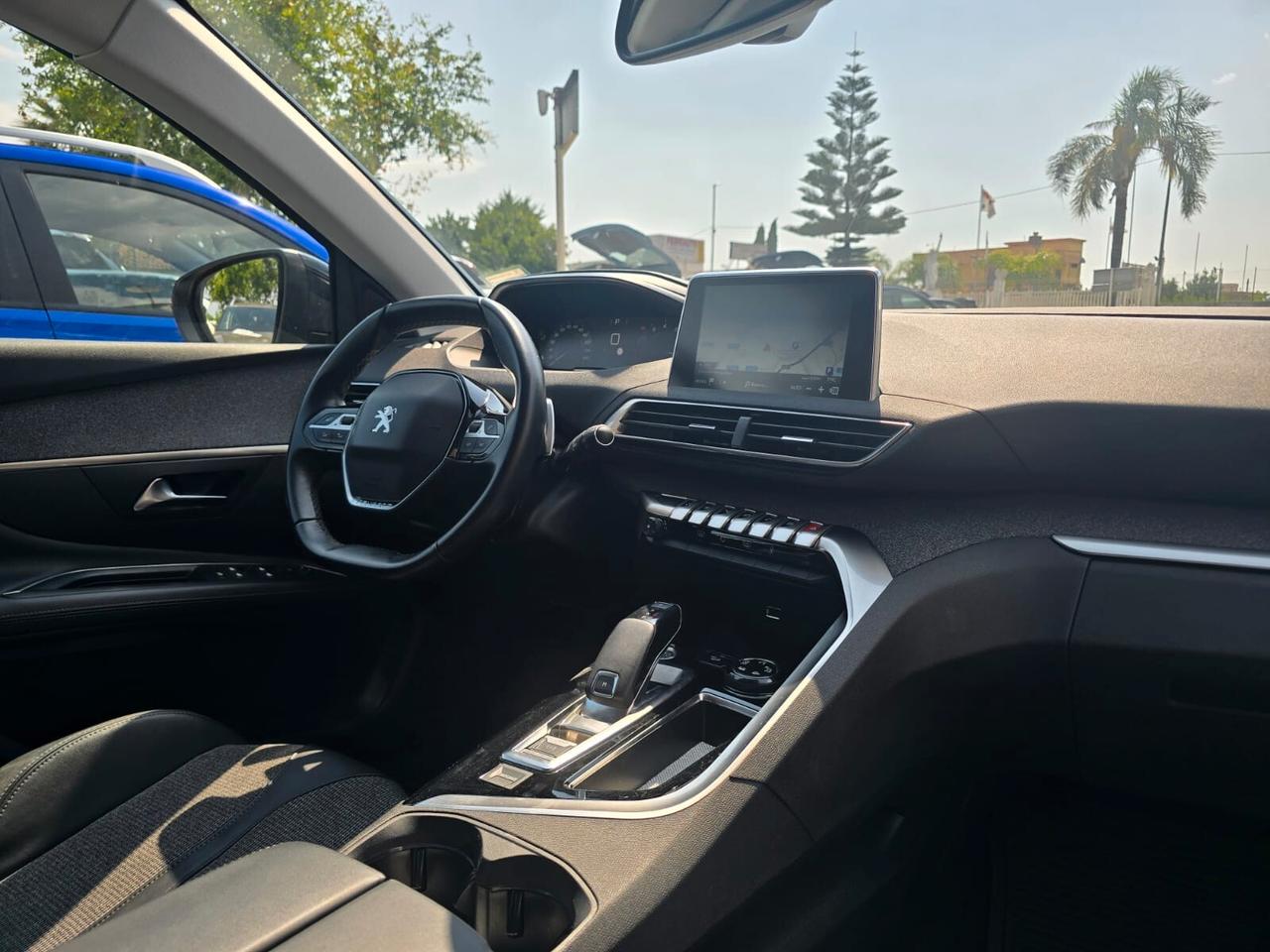 PEUGEOT 3008 TURBO 180EAT8 ALLURE