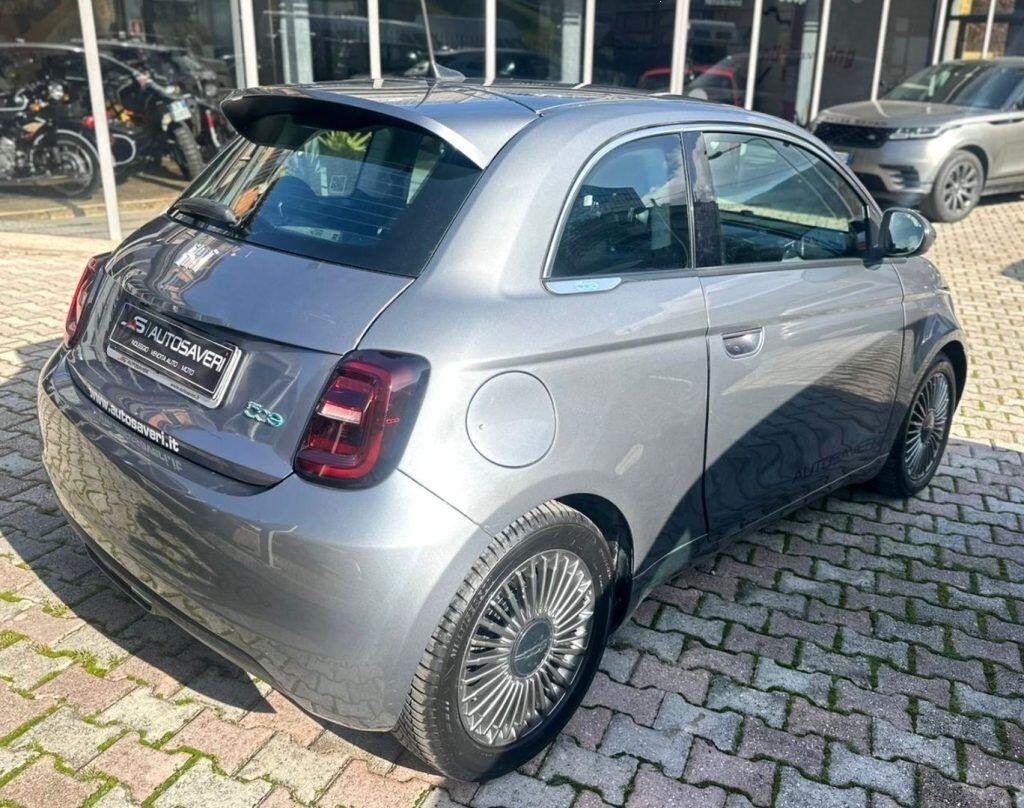 FIAT 500e business opening edition