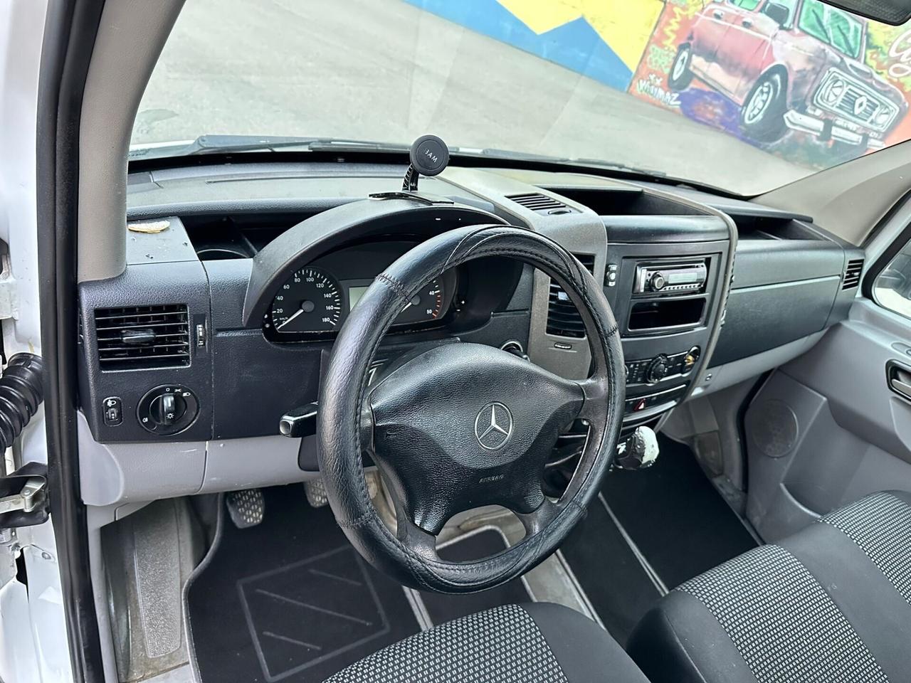 Mercedes Benz