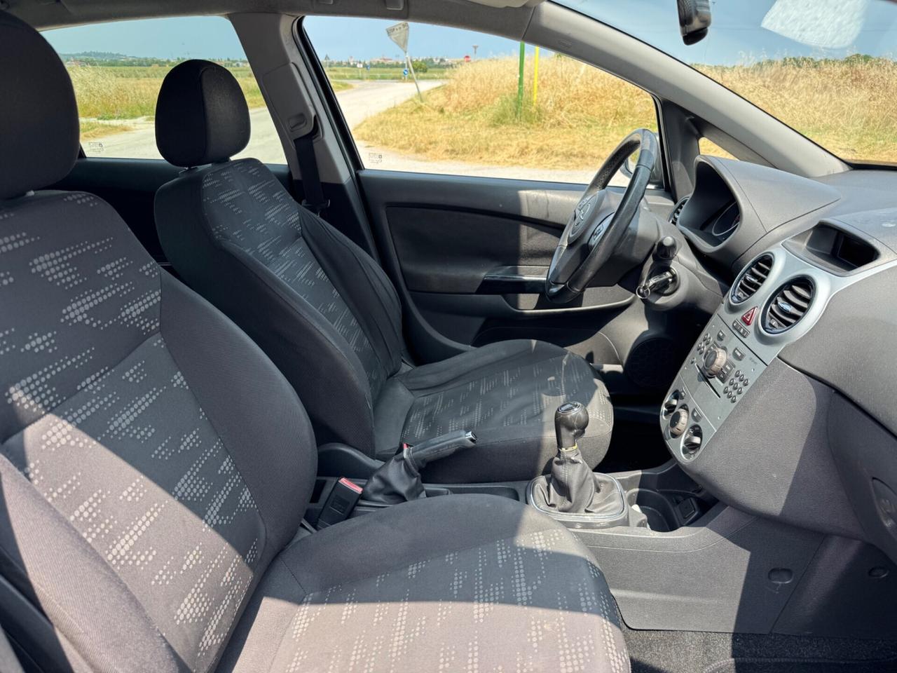 Opel Corsa 1.2 5 porte One