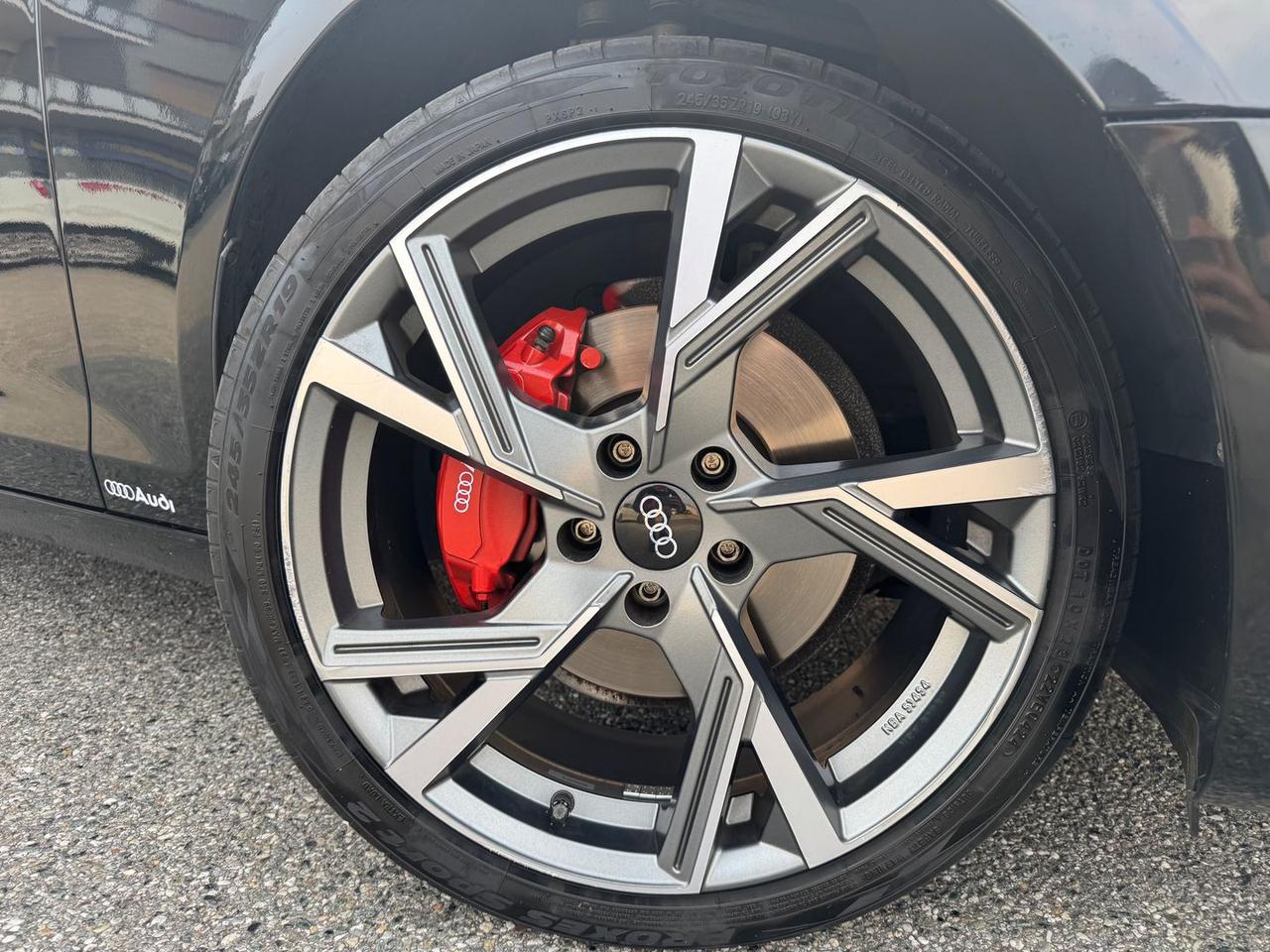 Audi A4 Business Advanced 2.0 40 TDI *PROMO #7349