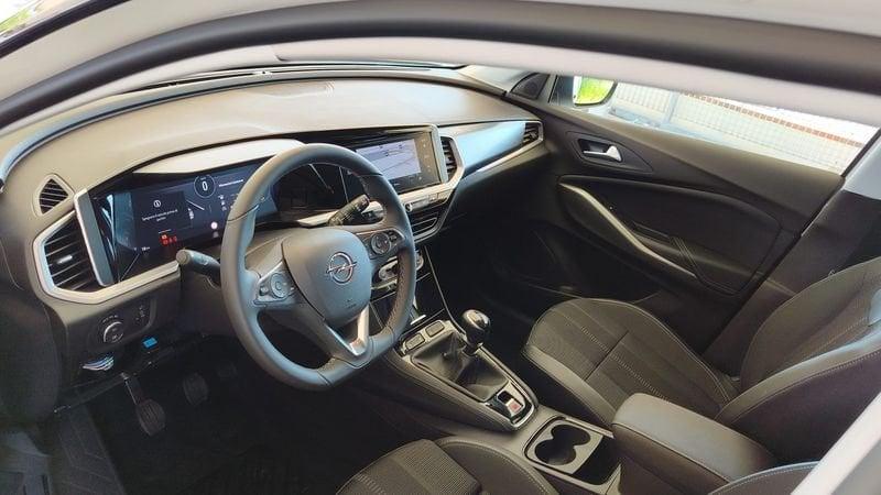 Opel Grandland 1.2 130cv MT6 Business Elegance