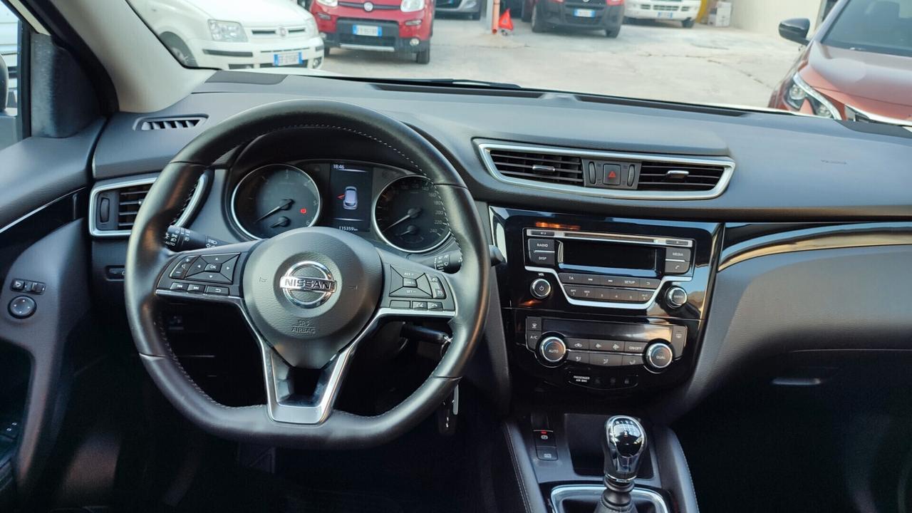 Nissan Qashqai Autocarro 5 posti
