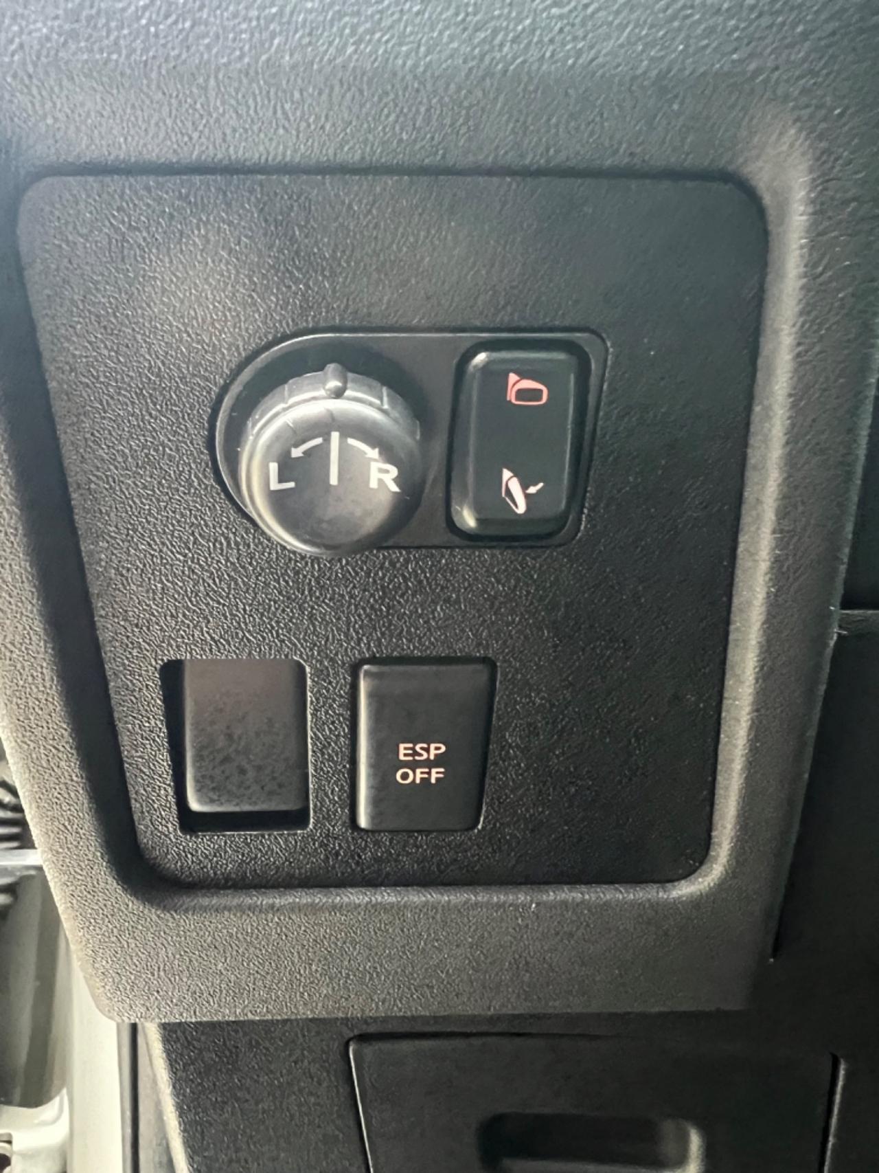 NISSAN QASHQAI 2.0 DIESEL 4X4 7 POSTI FULL OPTIONAL