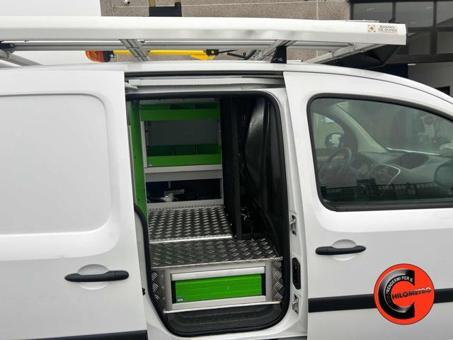 RENAULT Kangoo Z.E. 44 KW N1 ALLESTITO-CRUISE-BATTERIE DI PROPRETA'-
