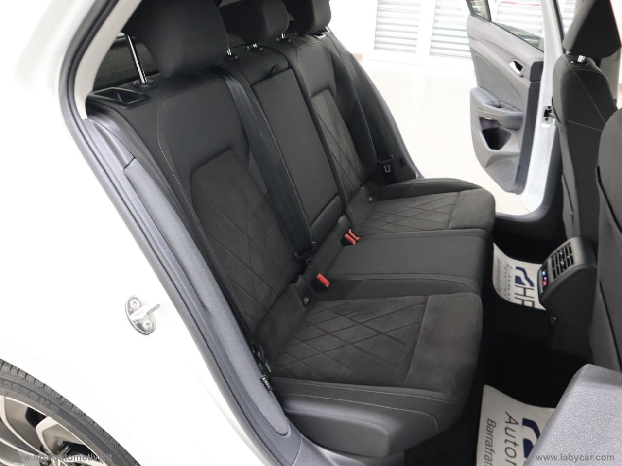 VOLKSWAGEN Golf 8 2.0TDI IQ-LIGHT FULL LED NAVI STYLE