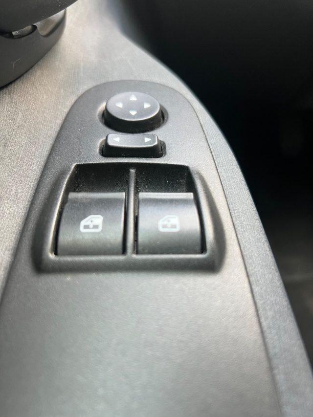 LANCIA Ypsilon 1.0 FireFly 5 porte S&S Hybrid Gold tua da ?125,00