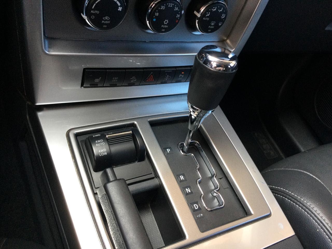 Jeep Cherokee 2.8 CRD DPF Limited Auto