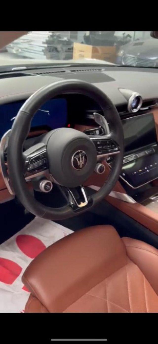 MASERATI GranTurismo V6 490 CV AWD Modena