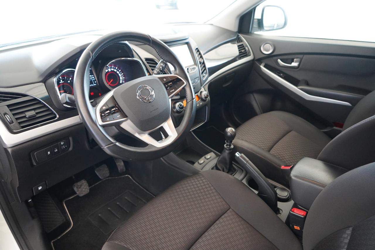 Ssangyong Korando 2.2 Diesel 2WD MT Plus