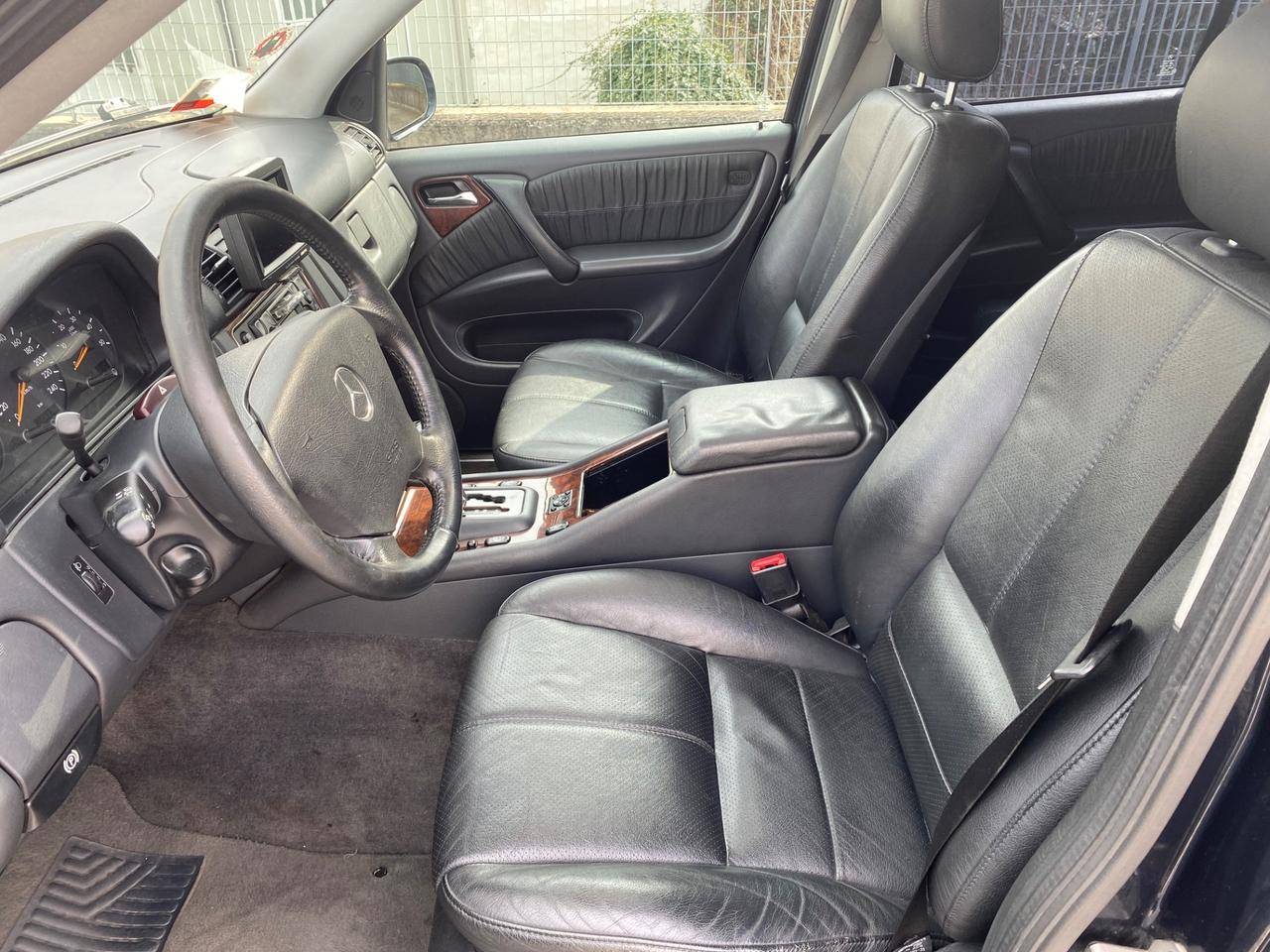 Mercedes-benz ML 270 turbodiesel cat CDI