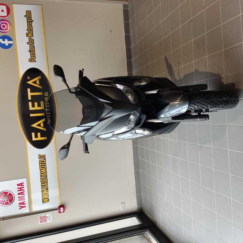 Yamaha X-Max 400 - 2016