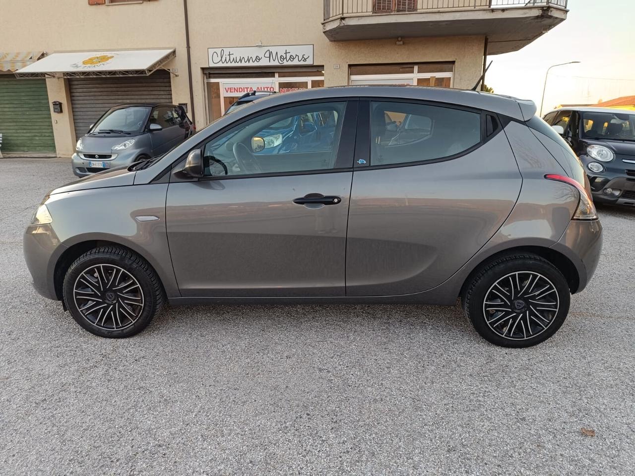 Lancia Ypsilon 1.2 69 CV 5 porte GPL Ecochic Gold