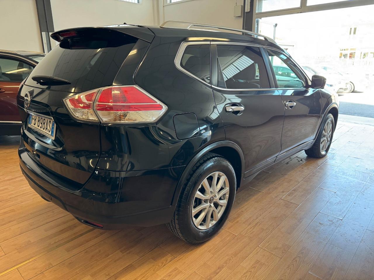 Nissan X-Trail 1.6 dCi 130cv - 2015